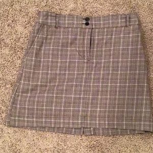 IZOD Golf short size 6